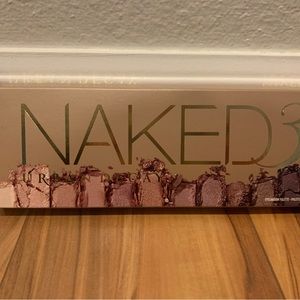 Naked3 by Urban Decay Eyeshadow Palette *NEW IN BOX*